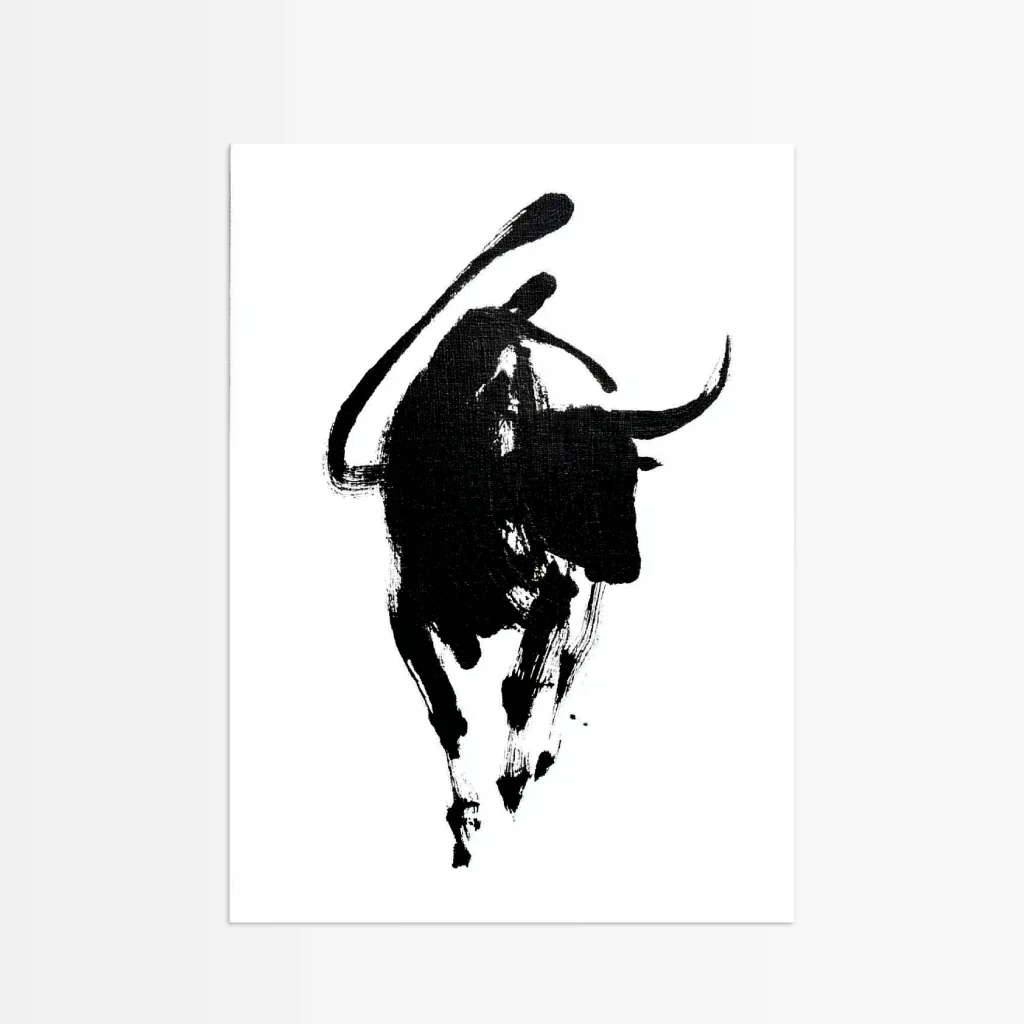 Bullen Poster von The Secret Gallery mit modernem minimalistischen Kuh-Motiv in Schwarz auf Weiß