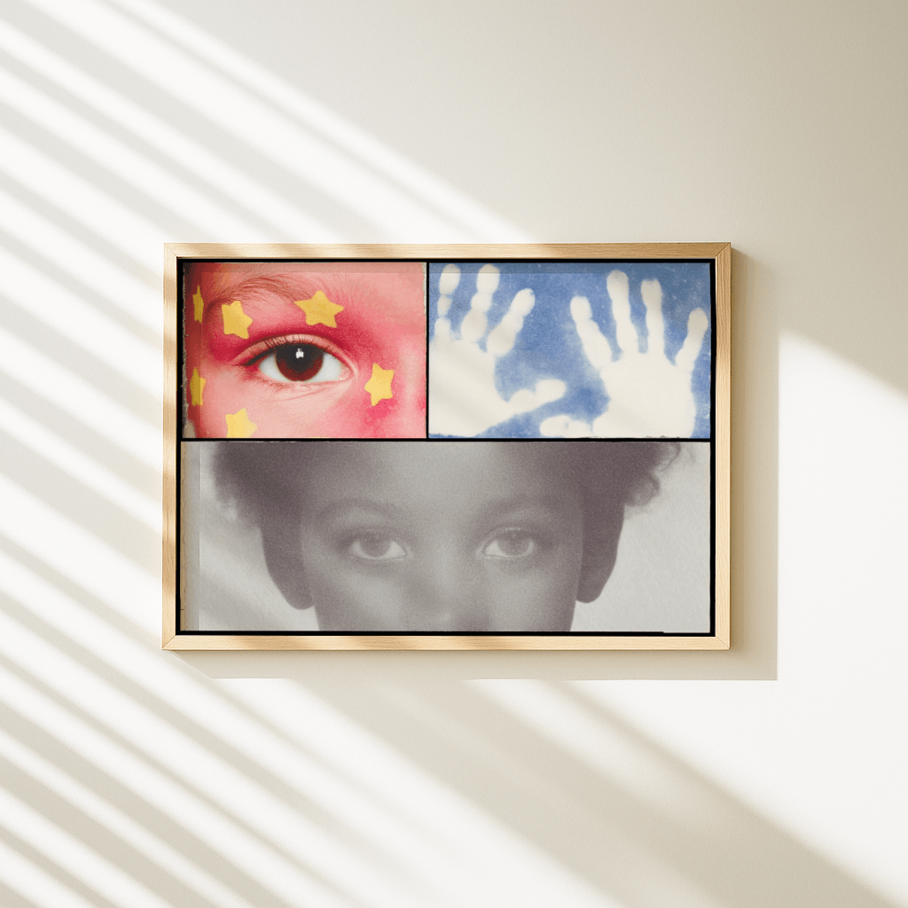 Modernes Poster Fragments of Youth mit kreativen Kinderaugen und Handabdrücken in einem Rahmen