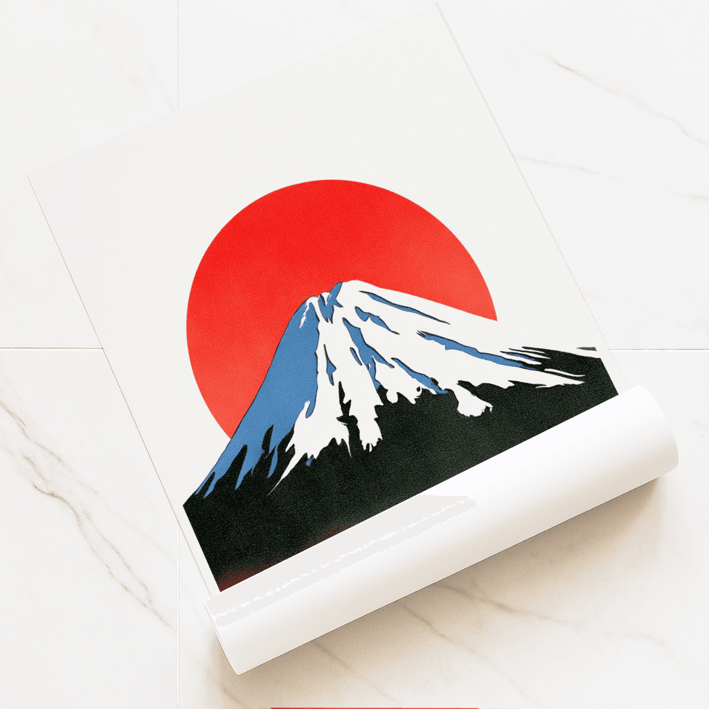 Mount Fuji Poster mit rotem Sonnenhorizont und stilisiertem Bergdesign von The Secret Gallery